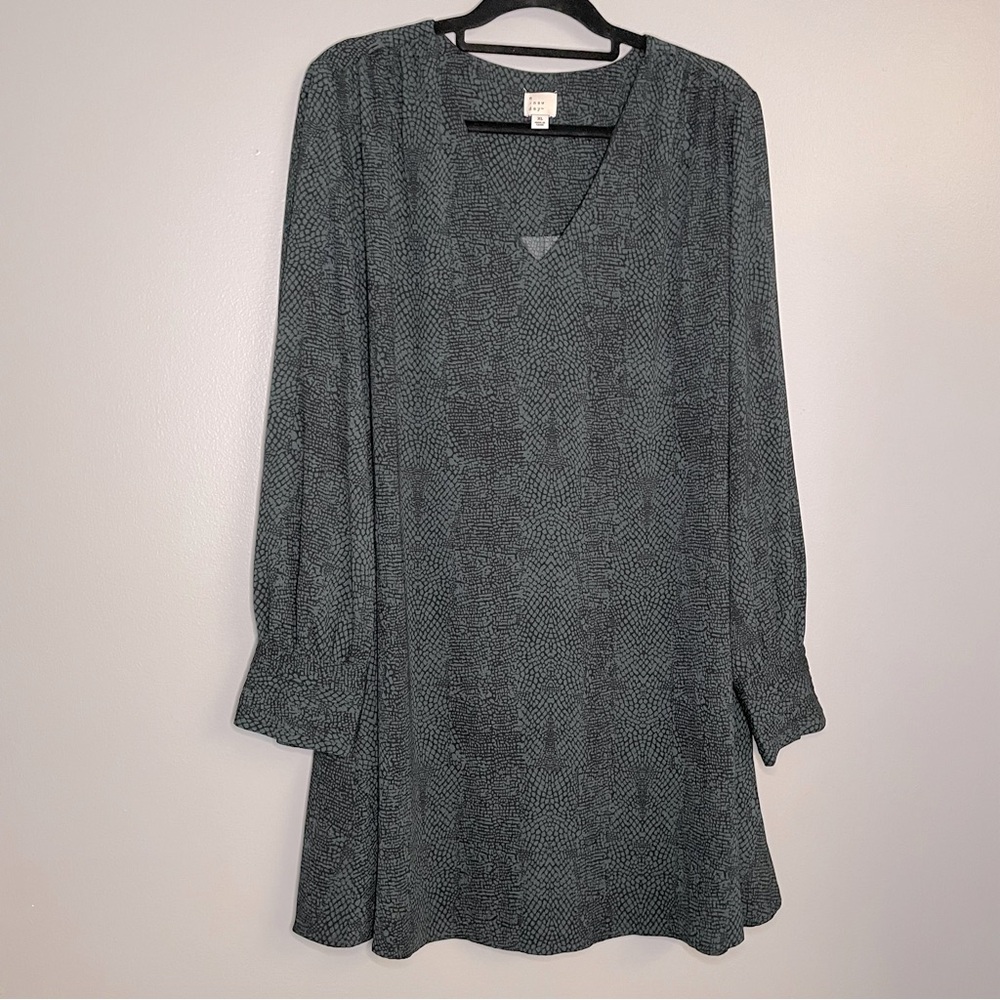 A NEW DAY Women's Green Snake Print Long Sleeve V Neck Knee Length Dress SZ/XL